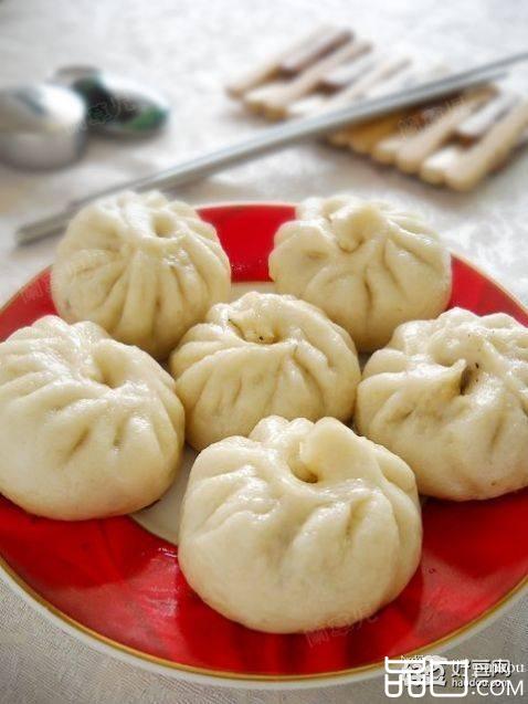 腊味茄肉水煎包