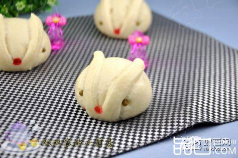 小兔子豆沙包