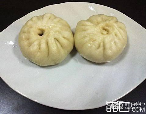 韭菜肉大蒸包