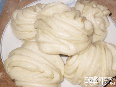 奶香小花卷