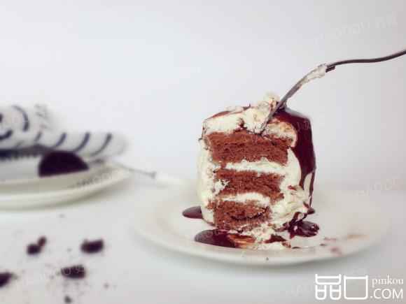 淋面可可蛋糕