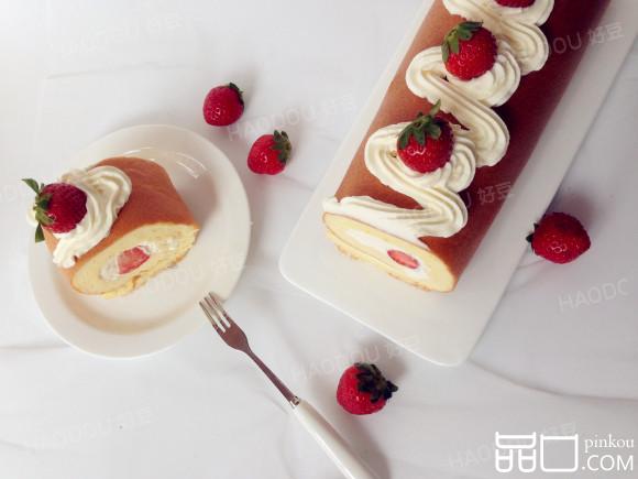 草莓蛋糕卷