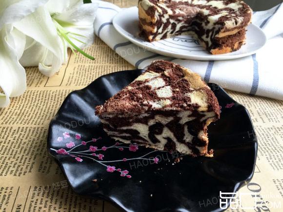 双色拉花戚风蛋糕