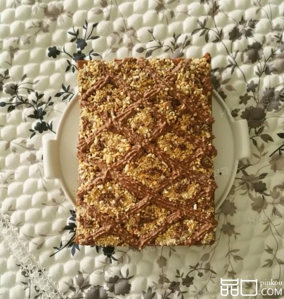 奶油果仁蛋糕
