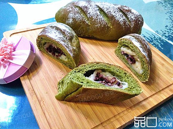 抹茶红豆麻薯面包