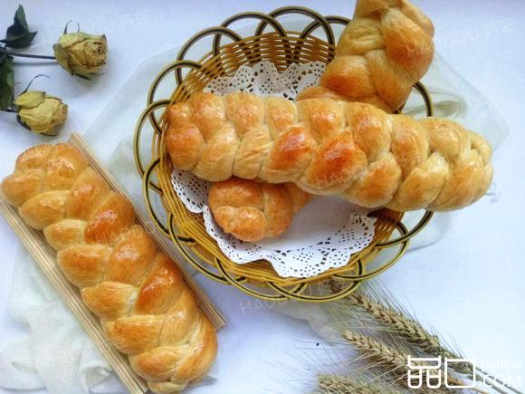 炼乳辫子面包