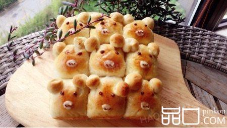 萌萌哒挤挤熊小面包
