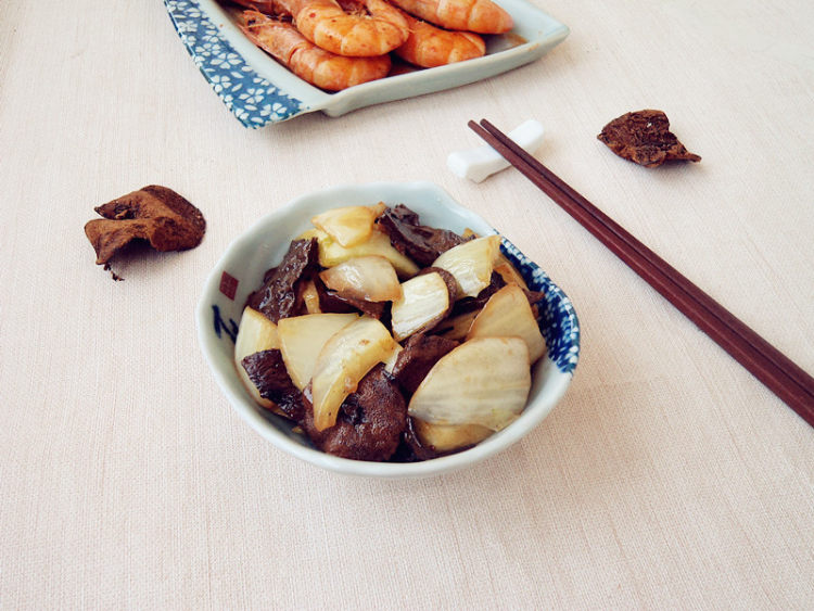 榛蘑炒白菜步骤10