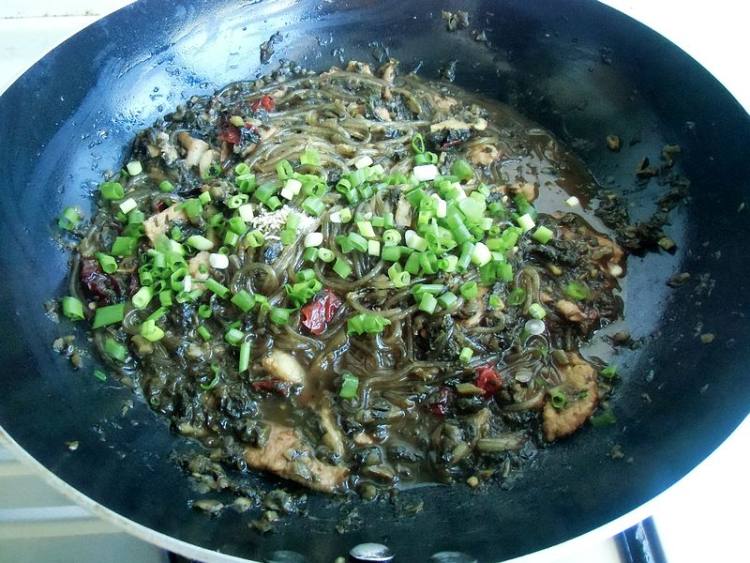 芽菜粉条烧肉步骤11