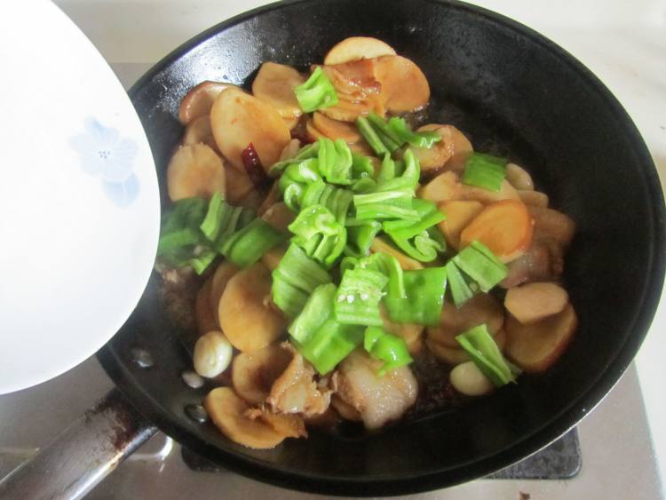 干锅杏鲍菇步骤9