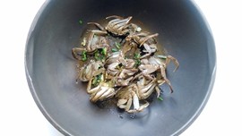 六月黄炒年糕步骤5
