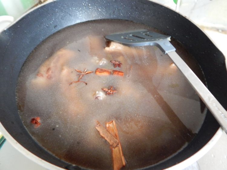 苹果烧排骨步骤11
