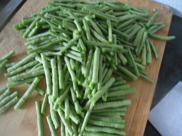 素烧豇豆步骤2