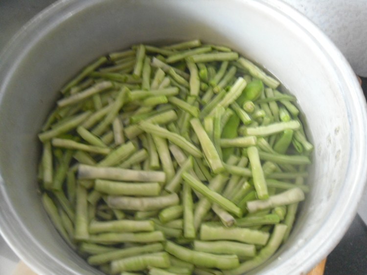 酱焖双豆步骤2