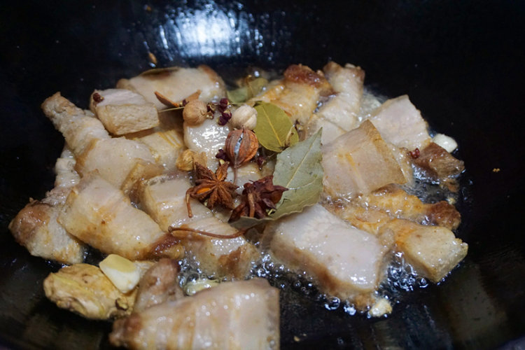 熏笋烧肉步骤8