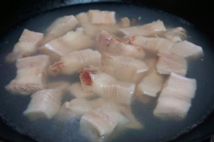 熏笋烧肉步骤2