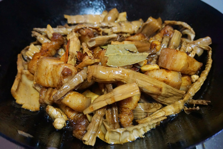 熏笋烧肉步骤10