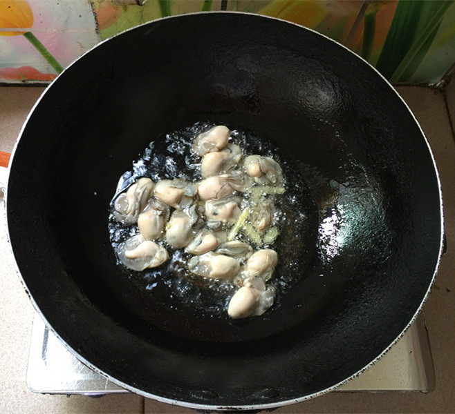 生蚝煎蛋步骤5