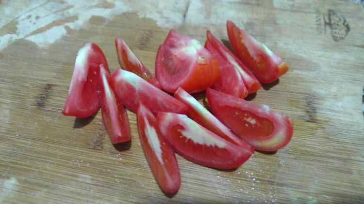 番茄酸菜鱼片步骤4