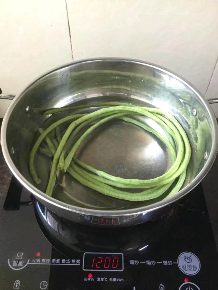 煎酿豆角步骤5