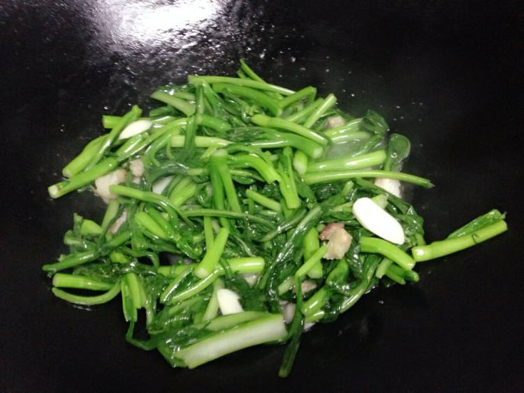蒜炒菜心步骤5