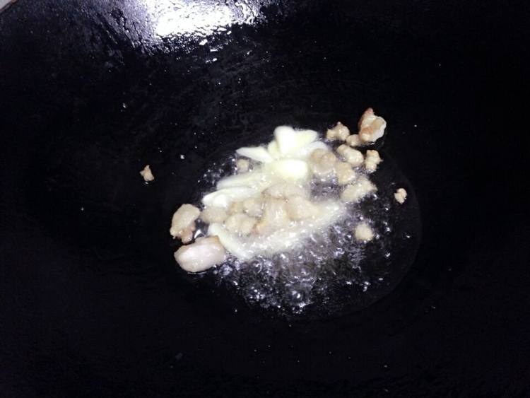 蒜炒菜心步骤2