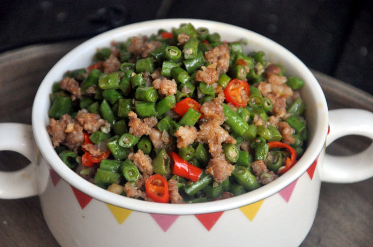 豇豆肉末步骤14