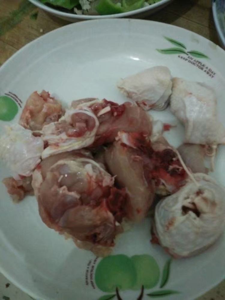 土豆炒鸡步骤3