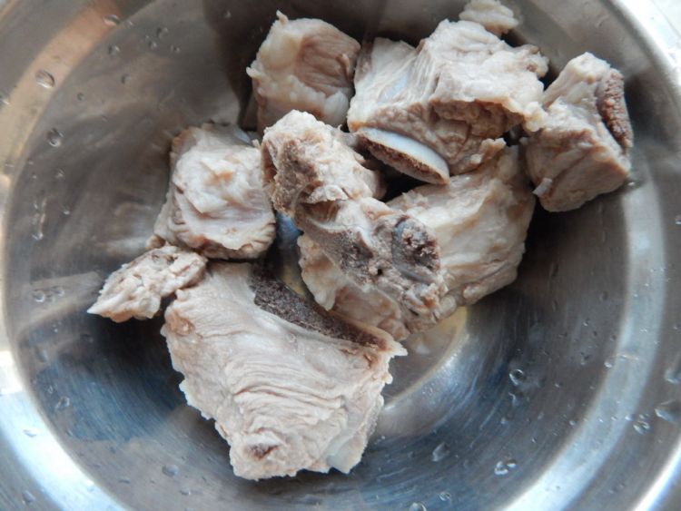 西瓜皮烧排有步骤1