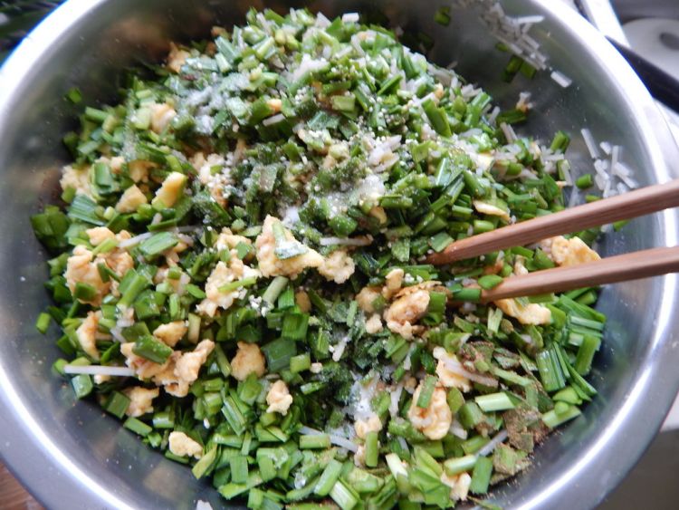 韭菜煎饺子步骤7