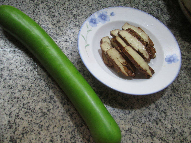 香干炒夜开花步骤1