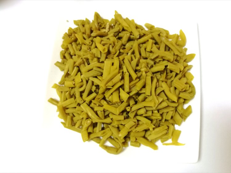 酸豆角炒牛肉末步骤8