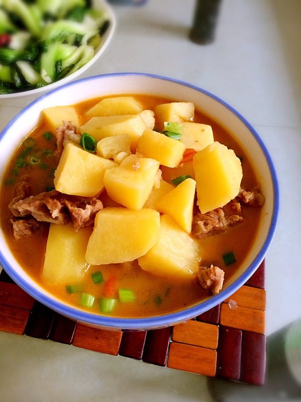 西红柿牛肉炖土豆步骤11