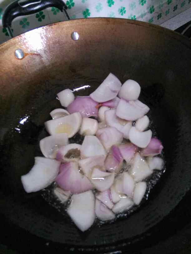 炒腌肉步骤4