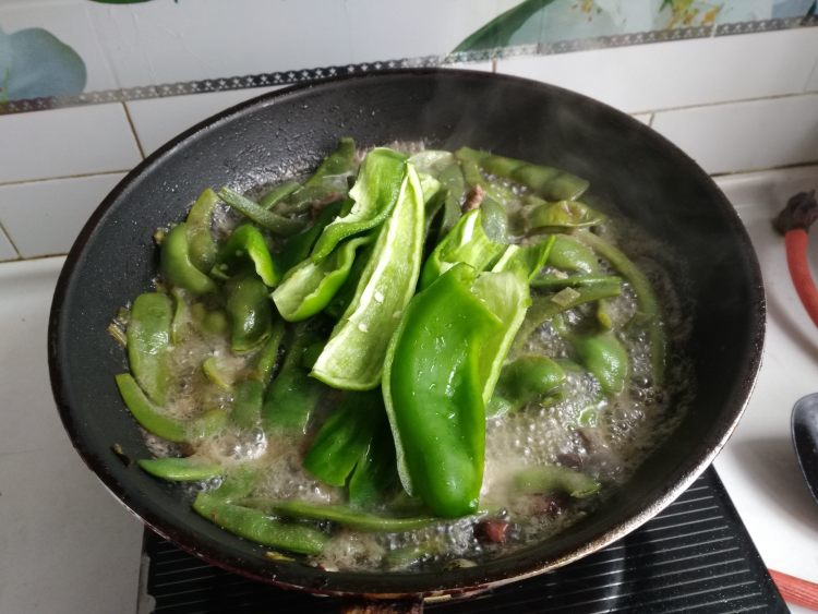 青椒烧四季豆步骤10