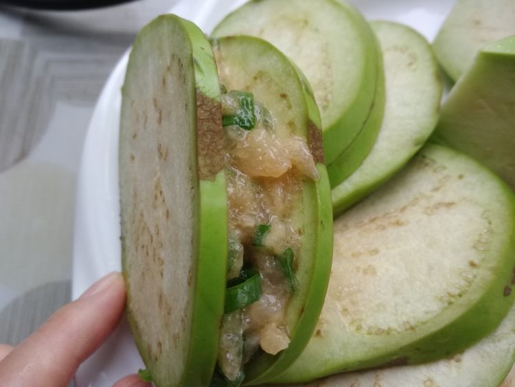 炸茄盒步骤6
