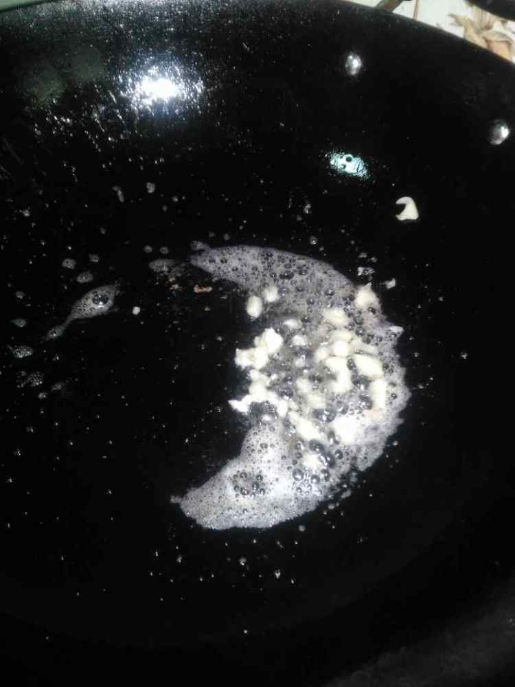 苦笋炒五花肉步骤5