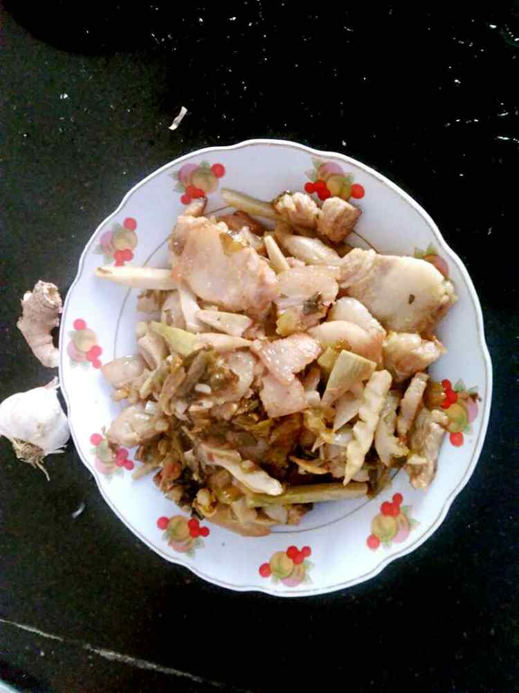 苦笋炒五花肉步骤10
