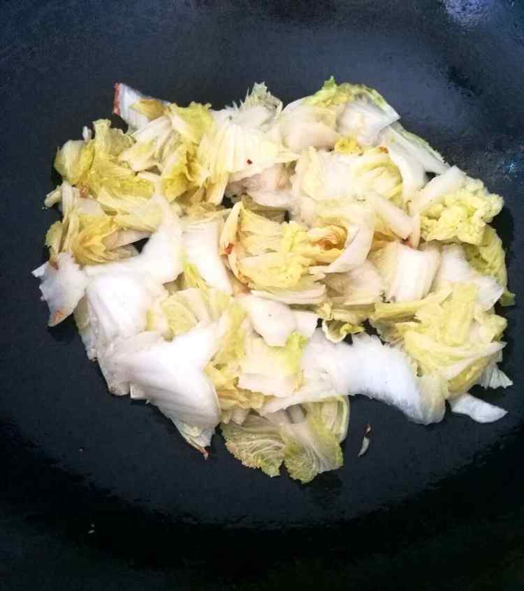 虾仁白菜蛋花汤步骤5