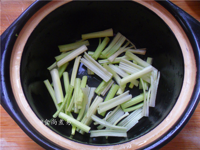 鱼香茄子煲步骤8