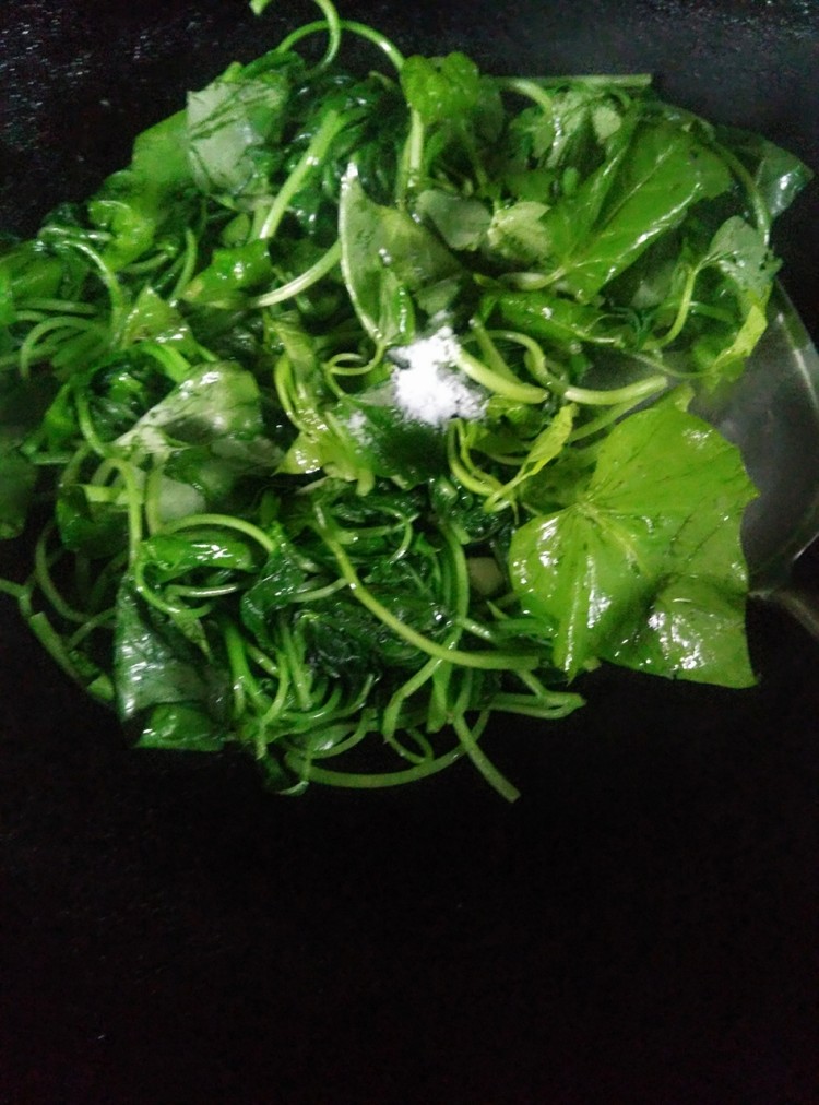 蒜香红薯苗步骤5