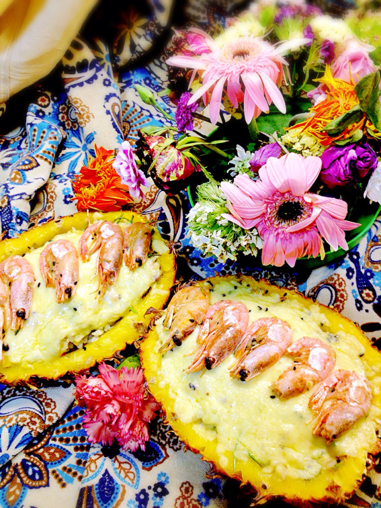 北极虾芝士菠萝焗饭步骤8