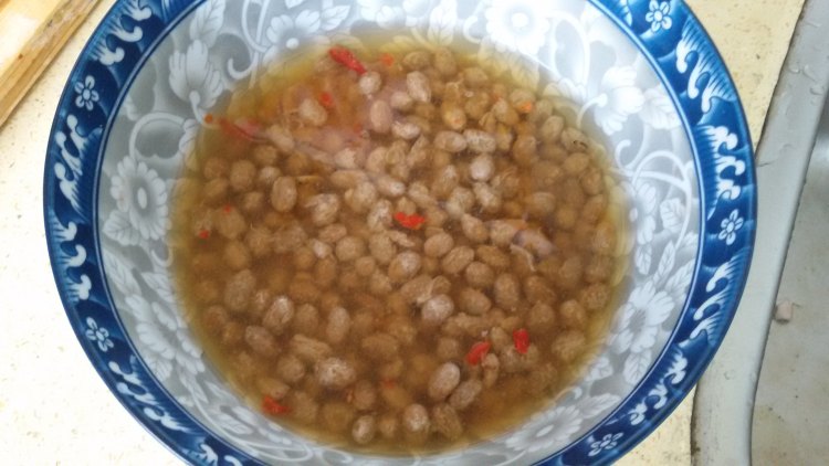 椒香豆豉豆腐锅步骤3