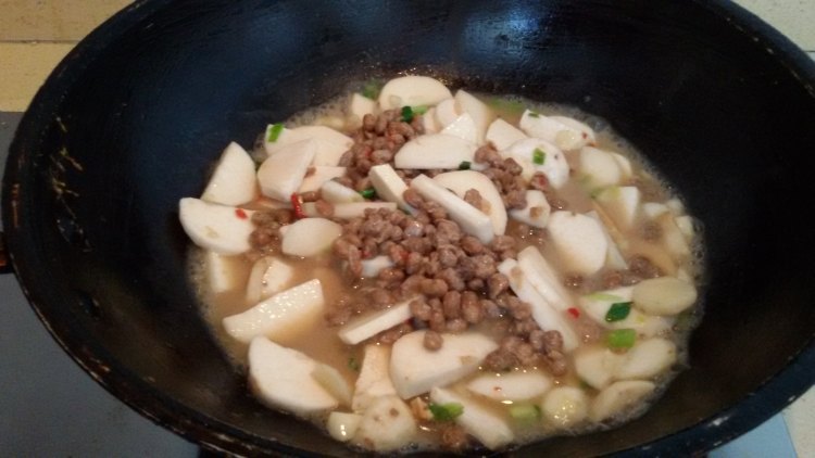 椒香豆豉豆腐锅步骤6