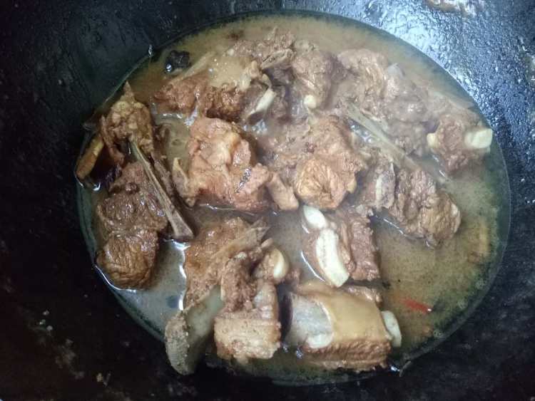 家常炖排骨步骤5