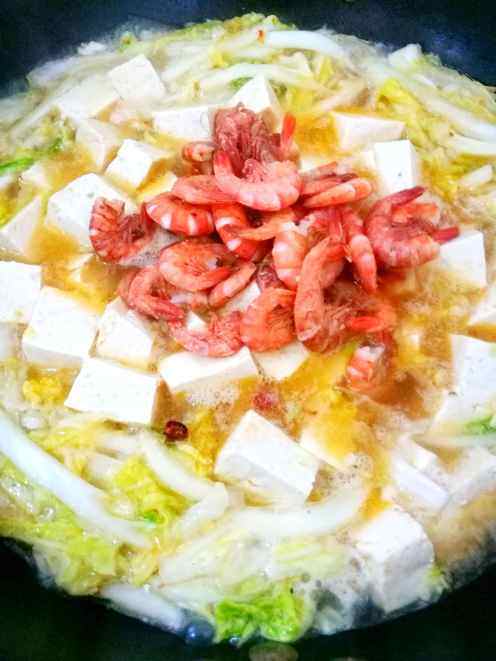 蛎虾白菜炖豆腐步骤8