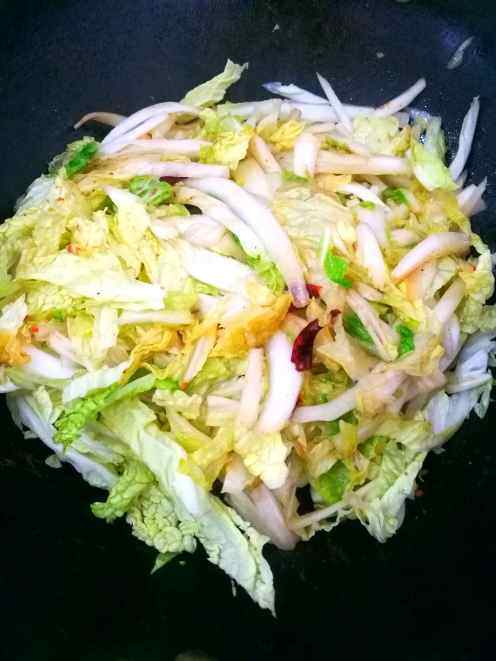蛎虾白菜炖豆腐步骤5