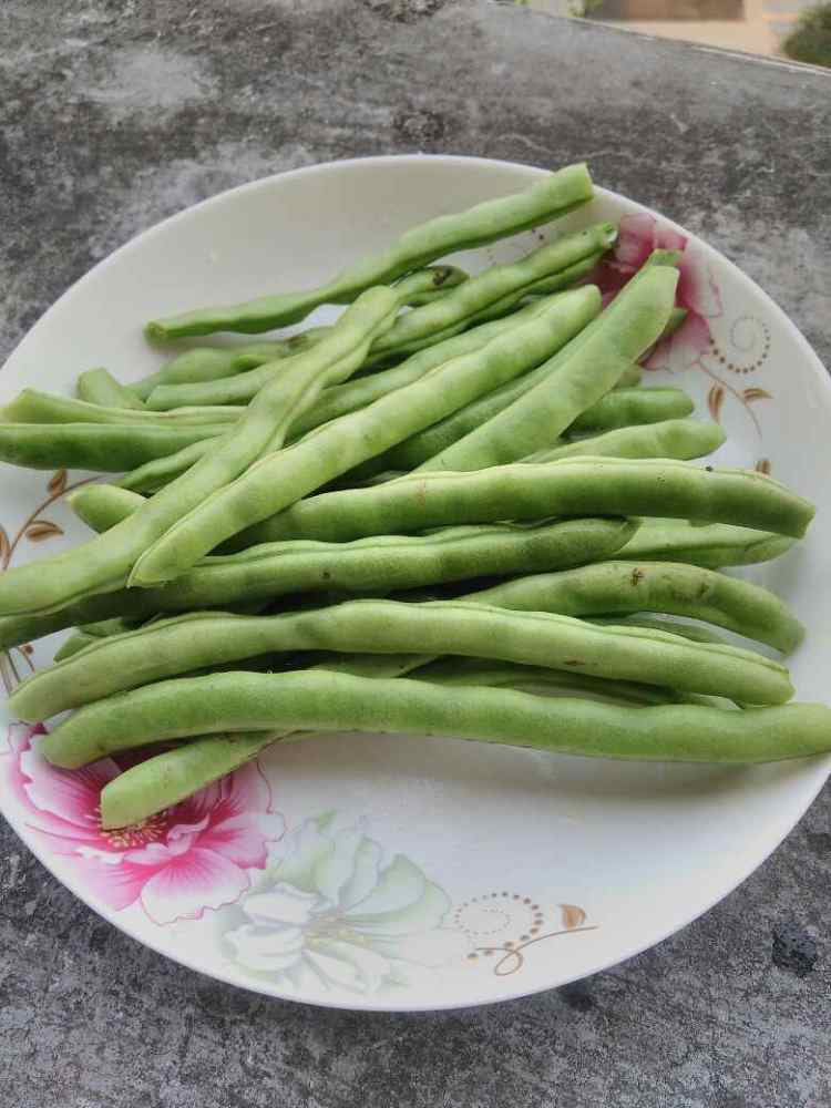 凉拌豆角步骤1