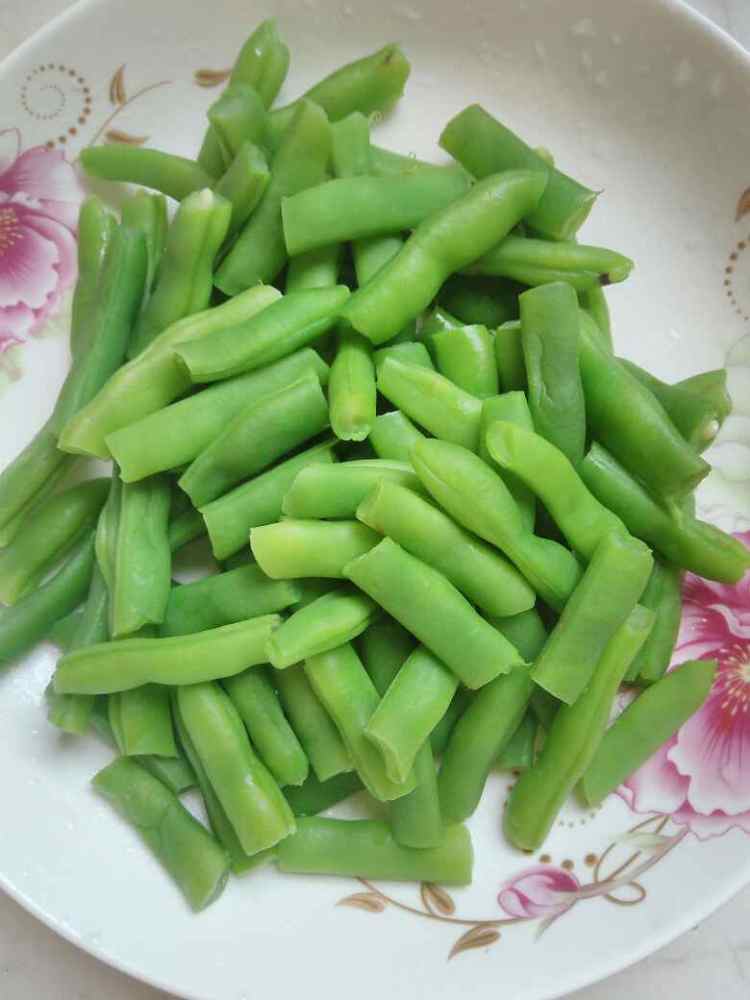 凉拌豆角步骤5