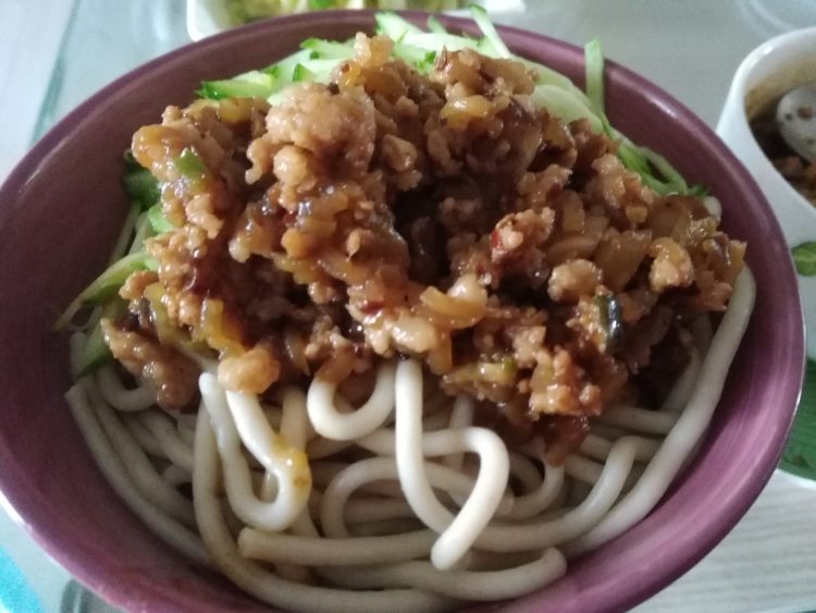 西葫芦肉酱面条步骤7